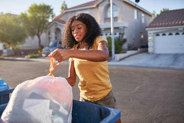Yard Cleanup Services in Pacifica, CA